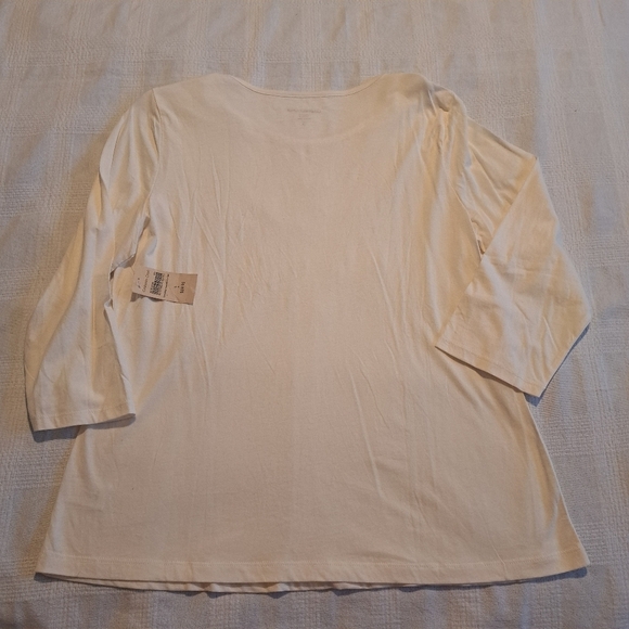 Coldwater Creek women's size XL off white, snowflake shirt, New - Picture 5 of 5